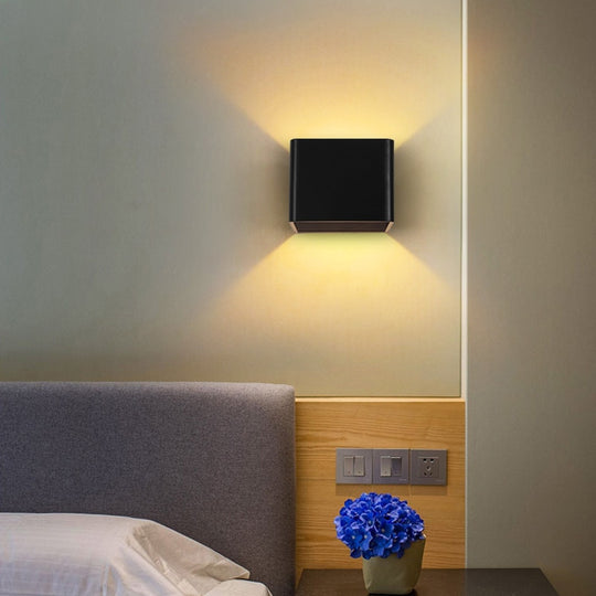 Luminar | Draadloze Lichtkubus voor Elegante Muren